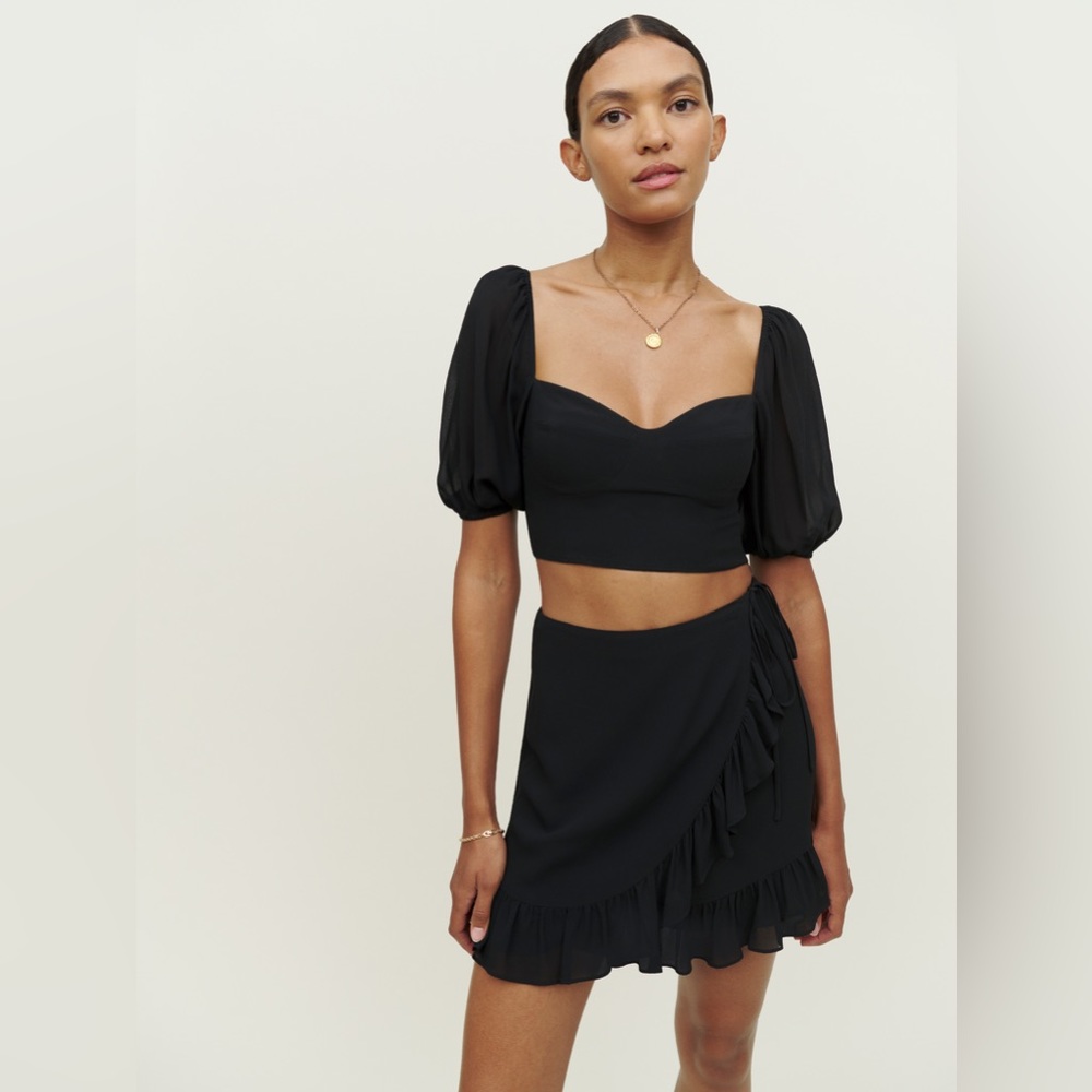 Reformation Sinead black two piece set size 6